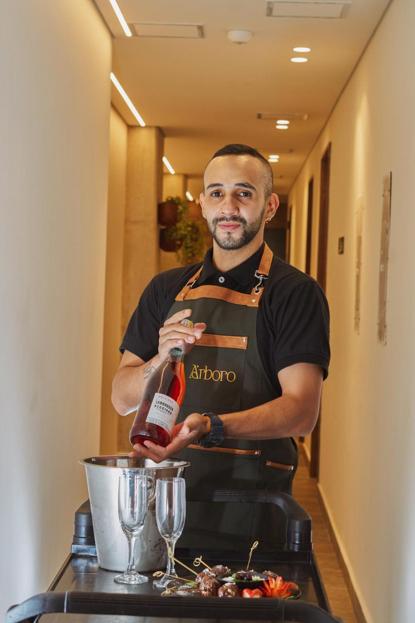 Eutopiq Hotel Μεντεγίν Εξωτερικό φωτογραφία